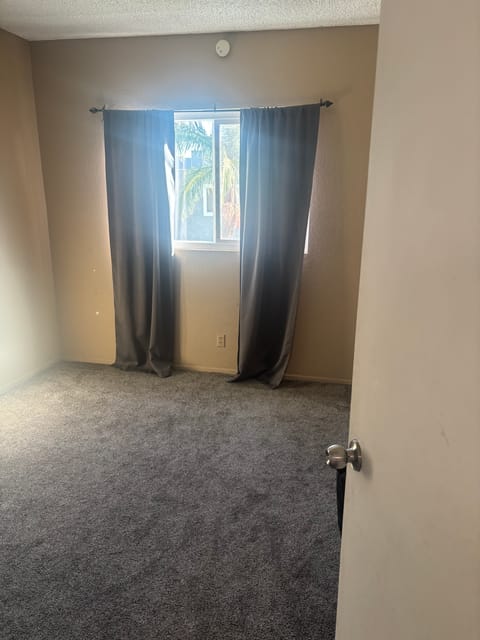 Private Room in 3Bed.1.5Bath