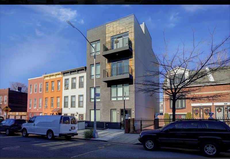 roommates in New York City Shared Room in 2Bed.1.5Bath - cirtru.com