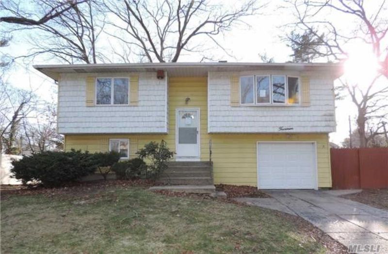 roommates in Bay Shore Private Room in 1Bed.1Bath - cirtru.com