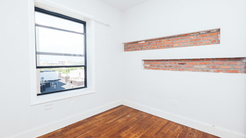 Private Room in 3Bed.1Bath