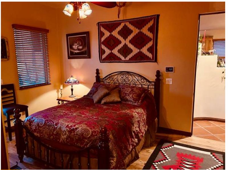 roommates in Boulder City Private Room in 5Bed.3.5Bath - cirtru.com
