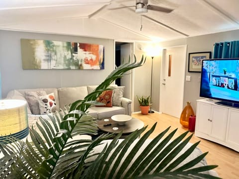 Entire Place 2Bed.1Bath