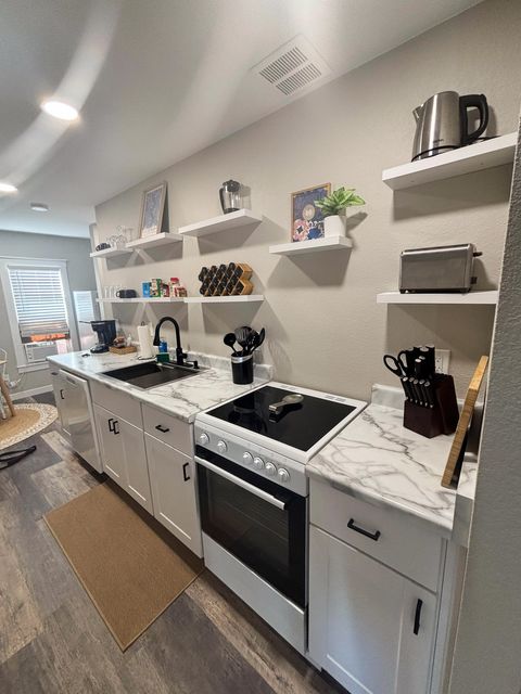 The Ultimate Private Studio Apartment-All Inclusive! (id. 19984)