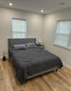 Live in Oakland City (id. 38357)
