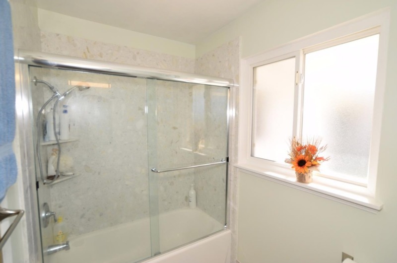 Private Bedroom + Shared Bathroom
