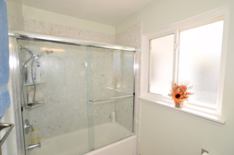 roommates in Livermore Private Bedroom + Shared Bathroom - cirtru.com