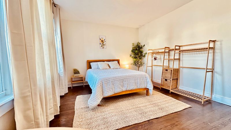 roommates in Undisclosed, Newark, NJ 07112 Luxury Home in Weequahic (id. 24543) - cirtru.com