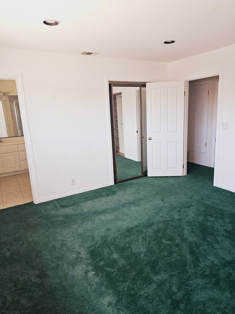 roommates in Cypress Private Room in 4Bed.3Bath - cirtru.com