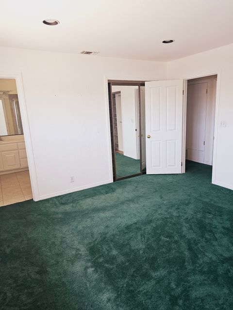 Private Room in 4Bed.3Bath