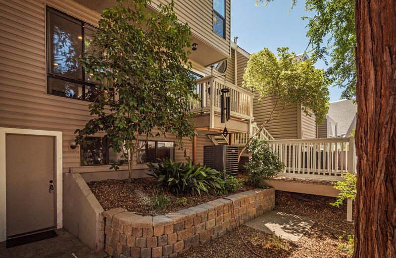 roommates in Citrus Heights Private Room in 1Bed.1Bath - cirtru.com