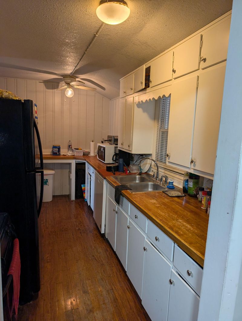 roommates in Undisclosed, Kansas City, MO 64126 Live in East Side (id. 21157) - cirtru.com