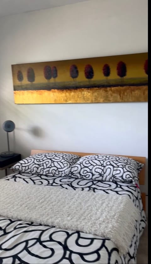 Private Room in 3Bed.2Bath