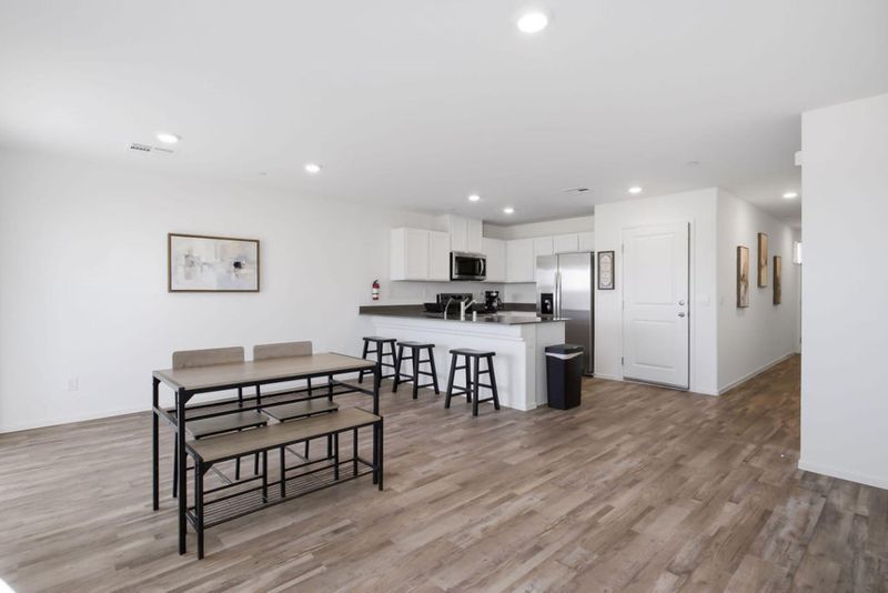 Experience comfort in a never-lived-in, beautiful 3-bed, 2.5 bath home in a peaceful gated community! Clean, quiet, cozy, and spacious living. Enjoy the community pool and a central location near shopping, parks, and transit. (id. 32468)