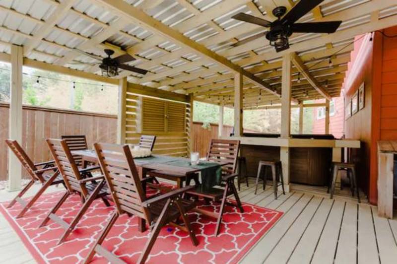 Entire Place 4Bed.3Bath