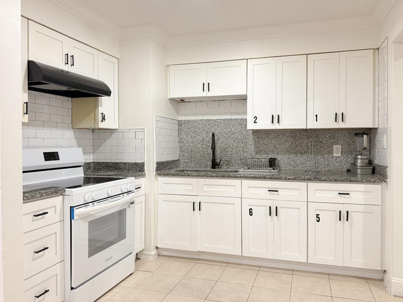 Marrero Home in a quiet neighborhood, close to everything! (id. 40095)