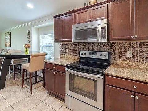 Entire Place 4Bed.2Bath