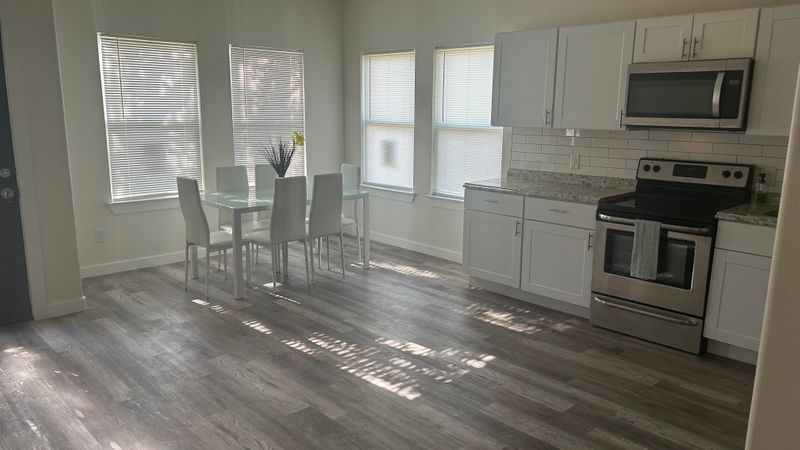 roommates in Dallas Room5Bed.4Bath - cirtru.com