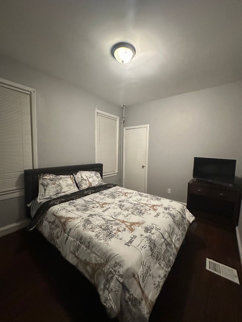 roommates in Newark Private Room in 3Bed.1Bath - cirtru.com