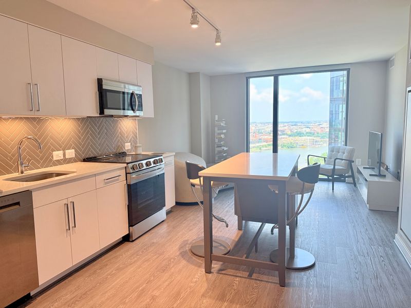 roommates in Arlington Entire Place 1Bed.1Bath - cirtru.com