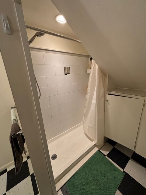 Private Room in 3Bed.1Bath