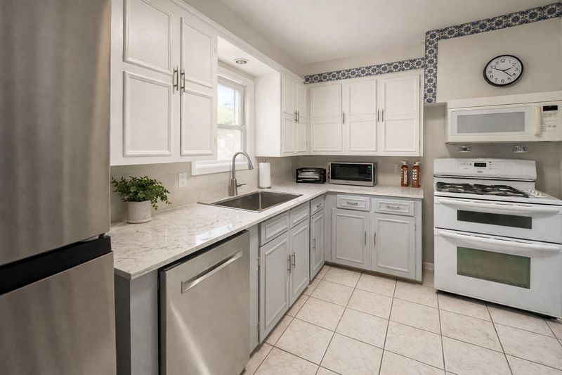 roommates in Undisclosed, Dallas, TX 75217 Newly Renovated Coliving Home |  Easy Transit |  Modern Kitchen |  Move-In Ready |  Prime Dallas Location.  Limited-Time Discount — Save up to 15% if you move in this month! (id. 23750) - cirtru.com