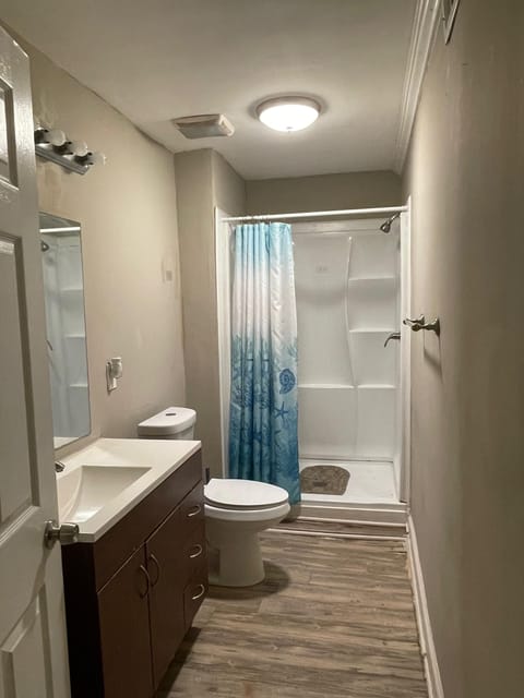 roommates in Undisclosed, East Point, GA 30344 **Free Internet and Utilities! Next to MARTA Train, MOVE IN READY** (id. 33189) - cirtru.com