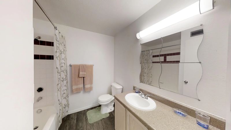 Shared Room in 2Bed.2Bath