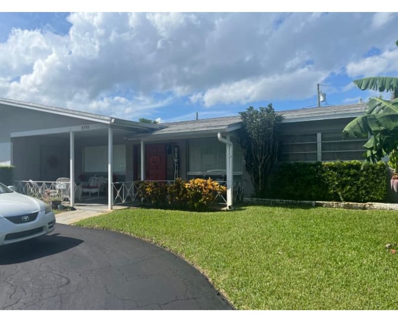 roommates in Hollywood Room2Bed.2Bath - cirtru.com