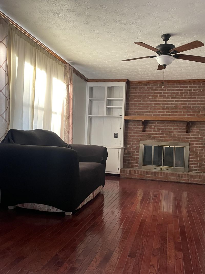 roommates in Undisclosed, Conyers, GA 30094 Comfortable & spacious Conyers House with Living room (id. 8617) - cirtru.com