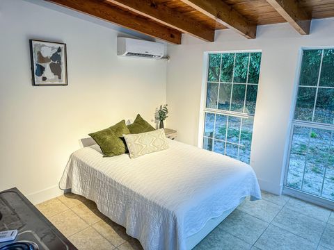 Quiet & Comfortable Room in Lake Park – All-Inclusive (id. 14876)