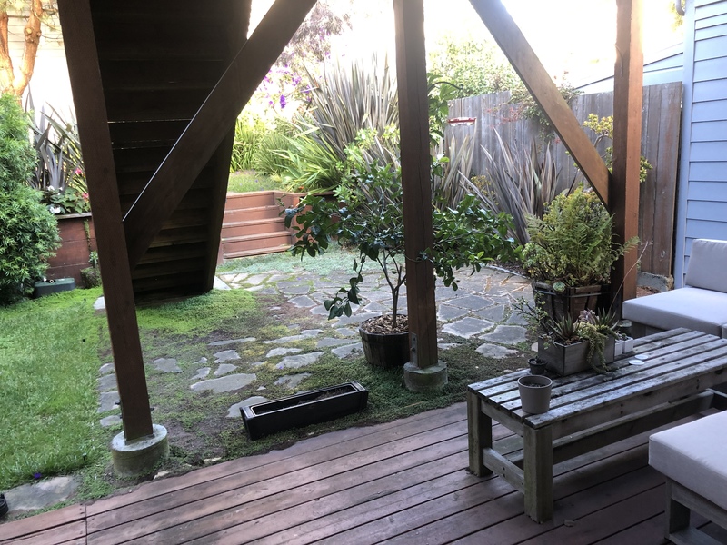 Private Room in 2Bed/1Bath