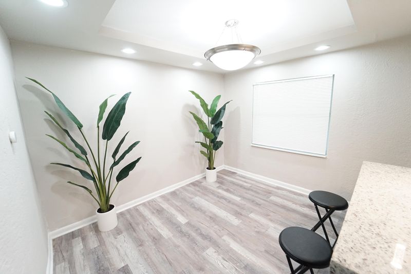 roommates in Undisclosed, Orlando, FL 32805 Downtown Orlando  SUPERHOST Newly Renovated Home! (id. 3592) - cirtru.com