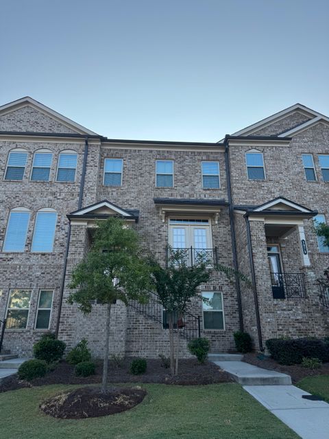 Entire Place 4Bed.3.5Bath