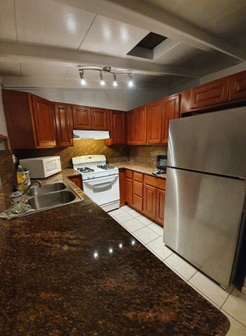 roommates in Hayward Private Rooms in 4Bed.3Bath Hayward - cirtru.com