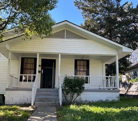 Entire Place 4Bed.1Bath