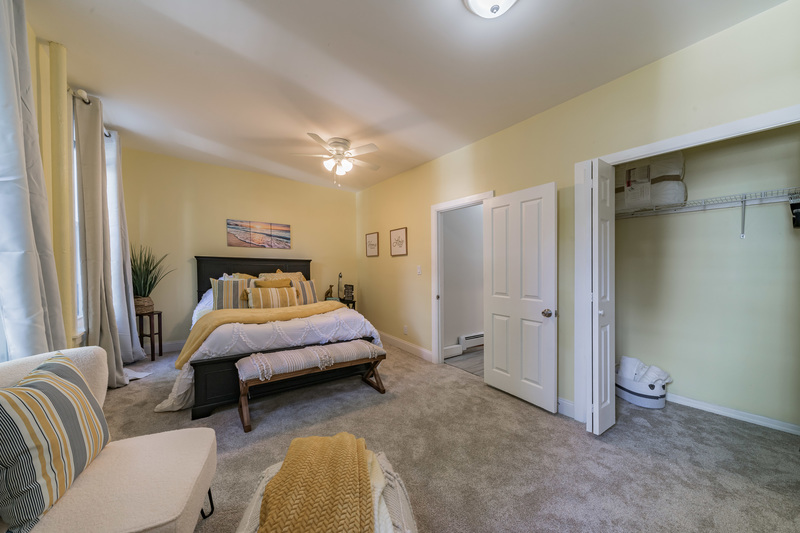 roommates in New York City Entire Place 1Bed.1Bath - cirtru.com