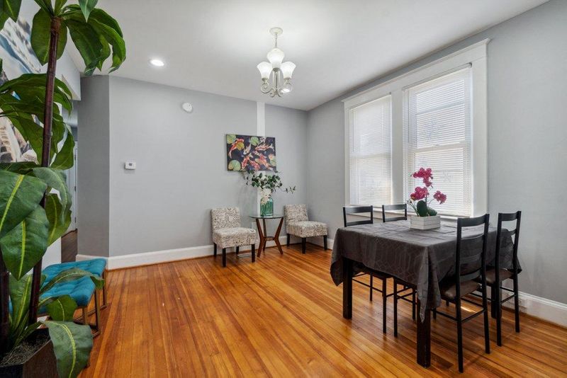 roommates in Undisclosed, Baltimore, MD 21206 Charming Frankford  Screened Porch  Spacious Backyard  Private Retreat  Relaxing Vibes  Feel-At-Home (id. 6222) - cirtru.com