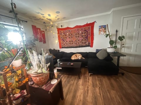 Private Room in 2Bed.1Bath