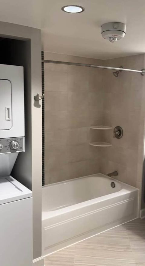 Private Room in 2Bed.1.5Bath