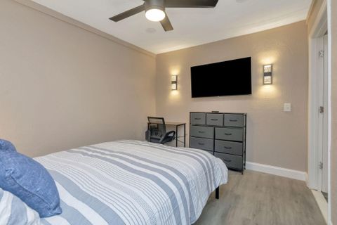 Live in Wildwood Heights | ‍ 2-Min Walk to Transit  (15th Ave S & 26th St S) (id. 23880)