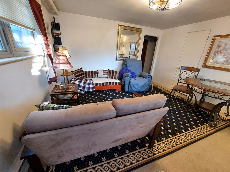 roommates in Denver Entire Place 1Bed.1Bath - cirtru.com