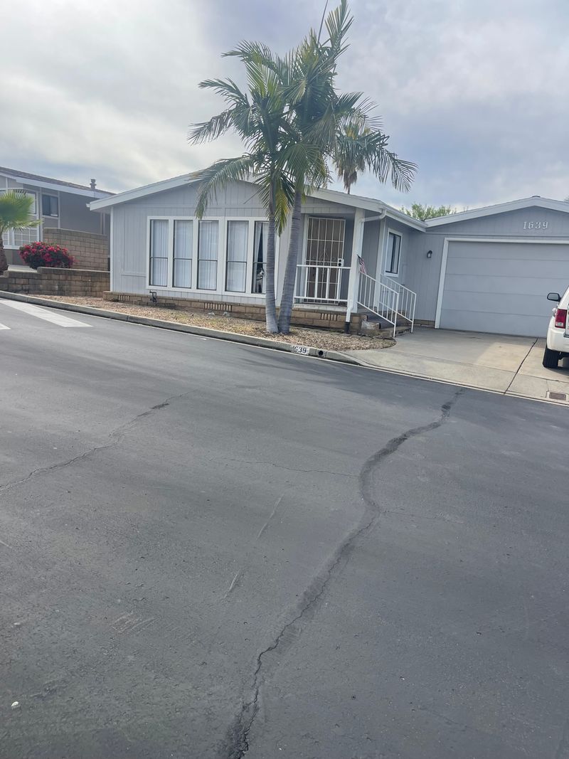 roommates in Escondido Shared Room in 2Bed.2Bath - cirtru.com