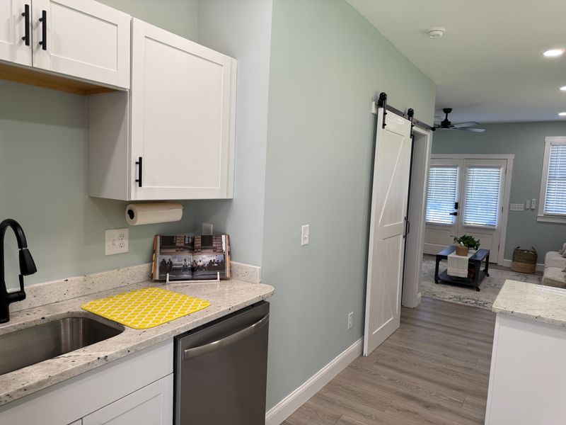 roommates in Commerce Entire Place 1Bed.1Bath - cirtru.com