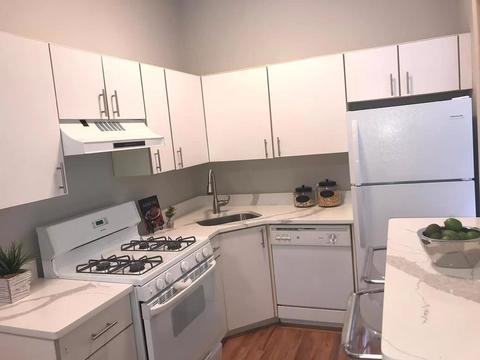 Private Room in 2Bed.2Bath