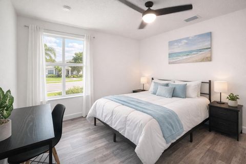 Hot NEW Listing - Come live in this New Construction PadSplit in East Tampa. Close to everything! (id. 29443)