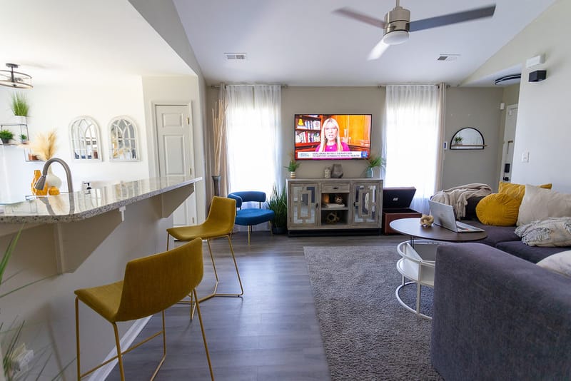 roommates in Charlotte Room1Bed.1Bath - cirtru.com