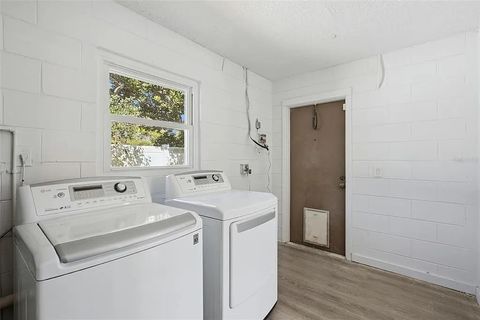 Entire Place 2Bed.1Bath
