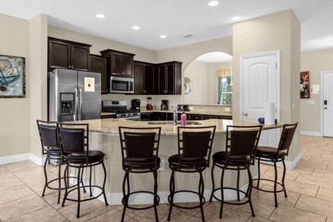 A Magical Resort Home Just Steps from Disney (id. 27098)