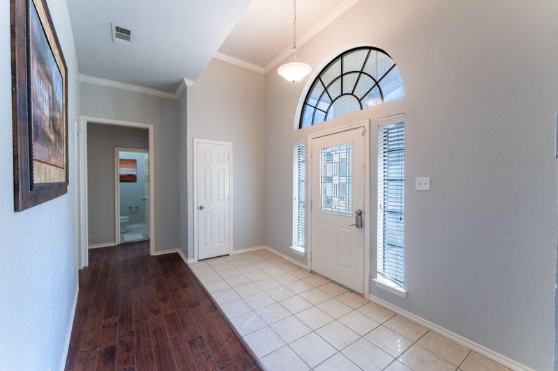 roommates in Undisclosed, DeSoto, TX 75115 Live in DeSoto, a 1 hours 8 minutes drive to transit stop Beckleymeade @ Autobahn - W - NS (id. 31523) - cirtru.com