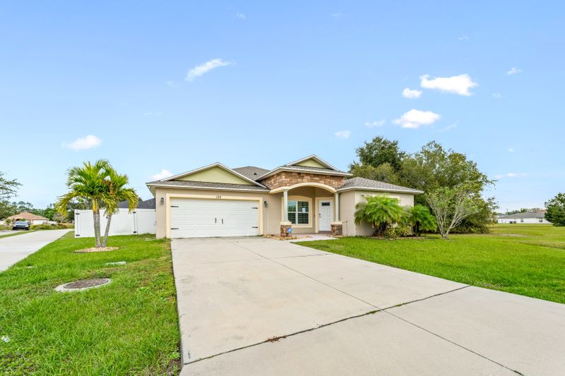 roommates in Undisclosed, Poinciana, FL 34758 Homey & comfortable Kissimmee House with Dining area (id. 8630) - cirtru.com